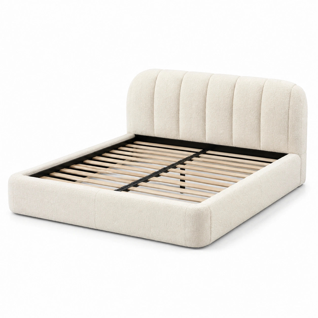 Gepolstertes Bouclé-Bett 160 × 200 cm, Cremeweiß, mit hohem Kopfteil und Holzlattenrost